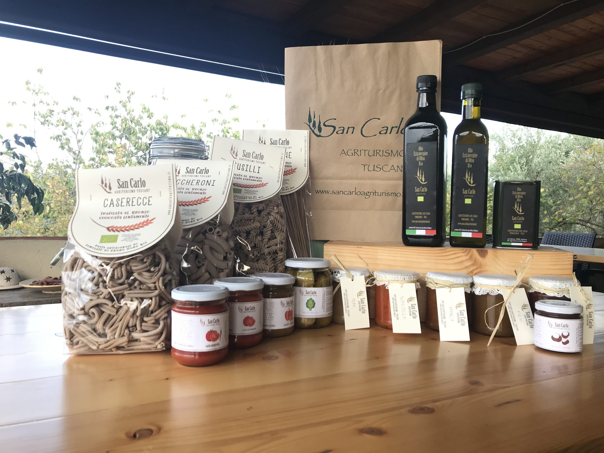   WEEK - Cesto di prodotti biologici derivati dell'azienda agricola / Basket of organic products derived from the farm € 760